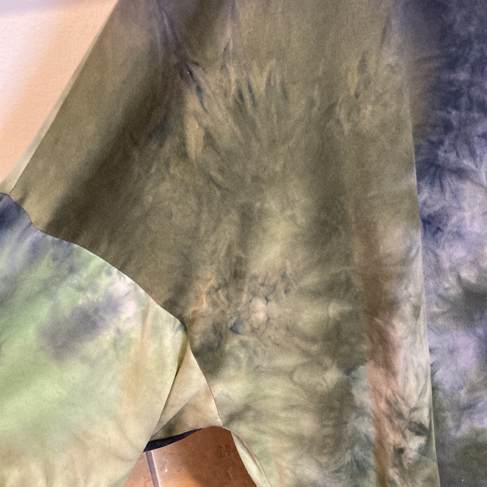 ⬛️⬛️ A.Gain Women’s XL Long-sleeve Tee Green Tie-Die - Picture 3 of 5